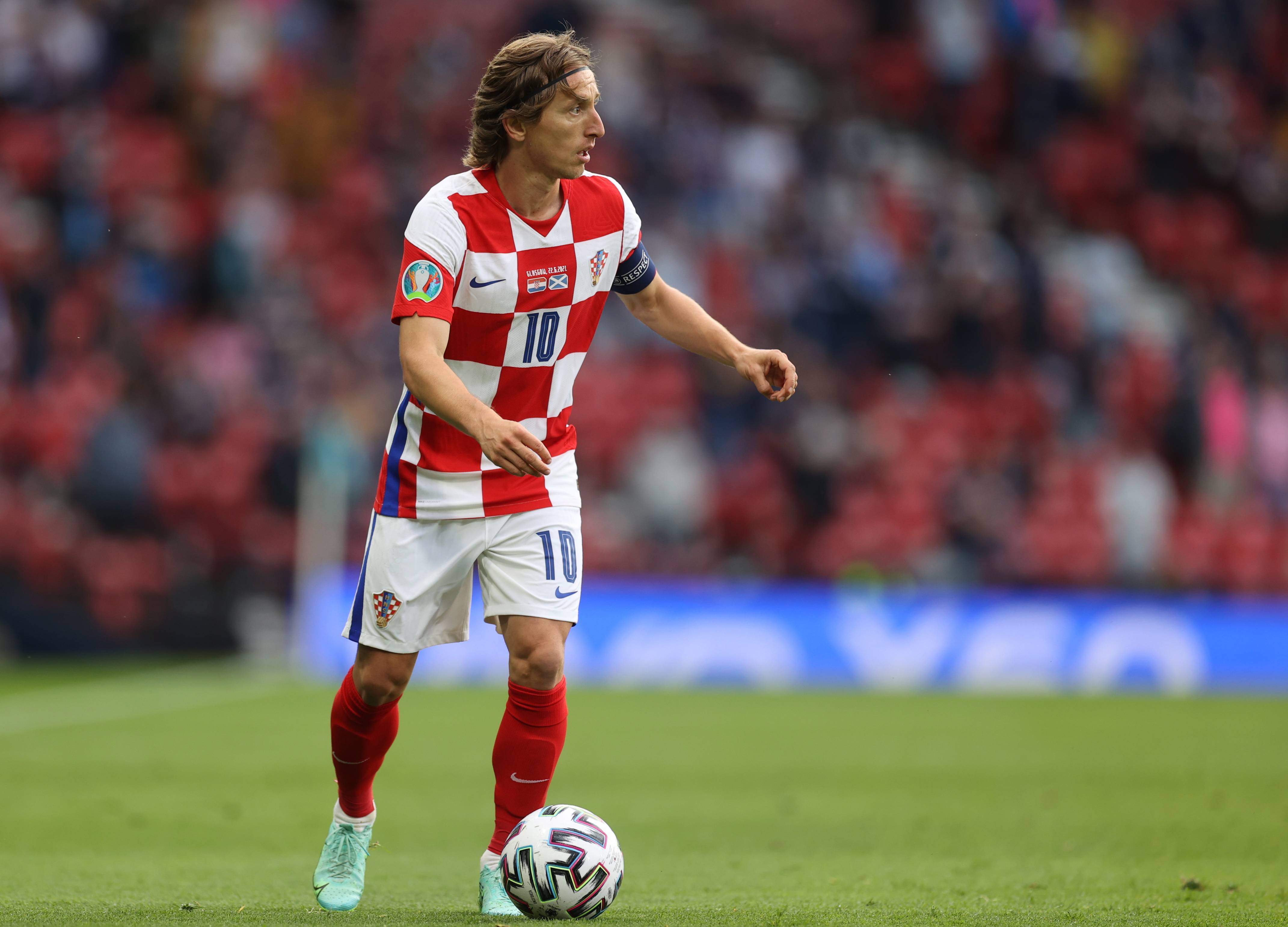 四面凯歌｜罗马尼亚必“圣”？