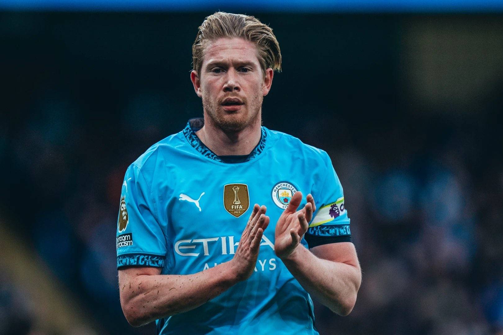 CBA：上海男篮主场大胜同曦