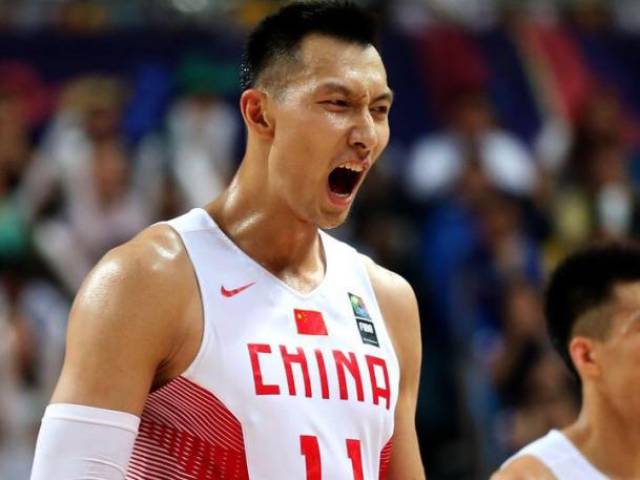 反击中以速 反击中以速